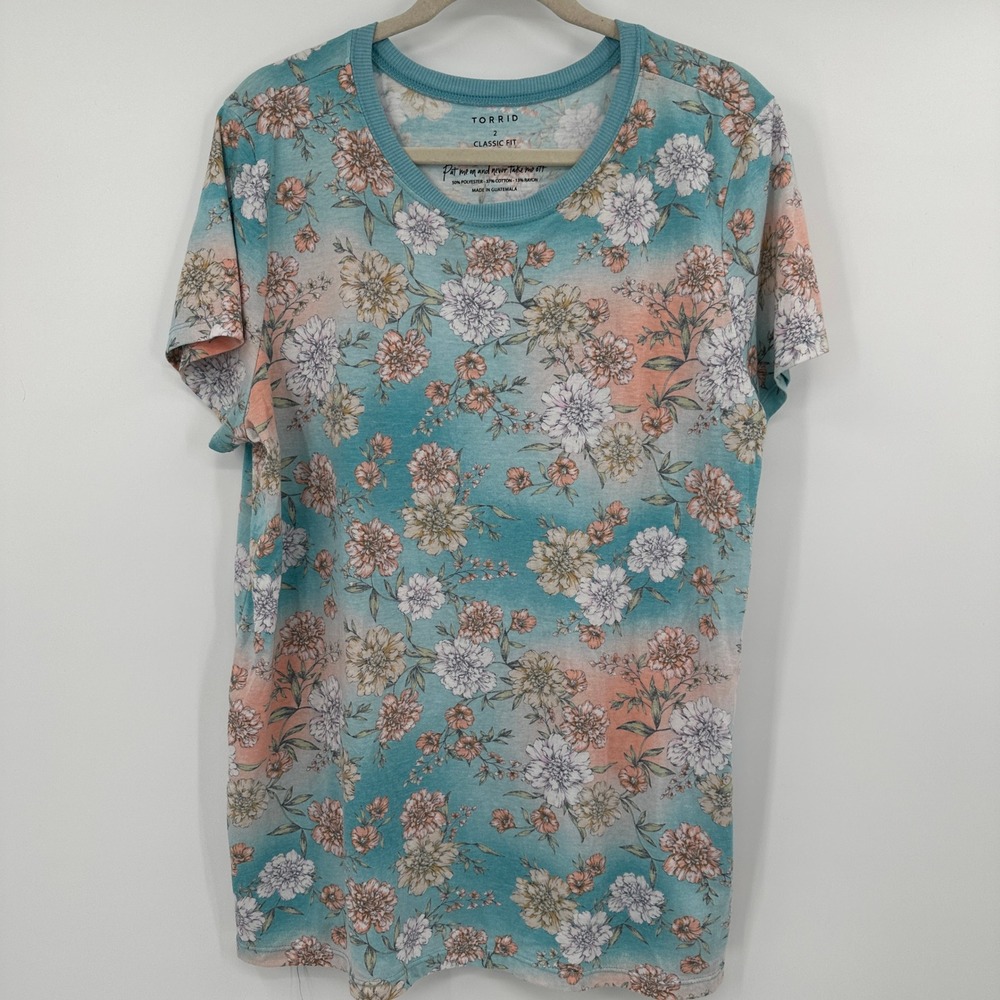 Torrid Classic‎ Fit Women's Floral Print T-Shirt Size 2 Blue Peach White